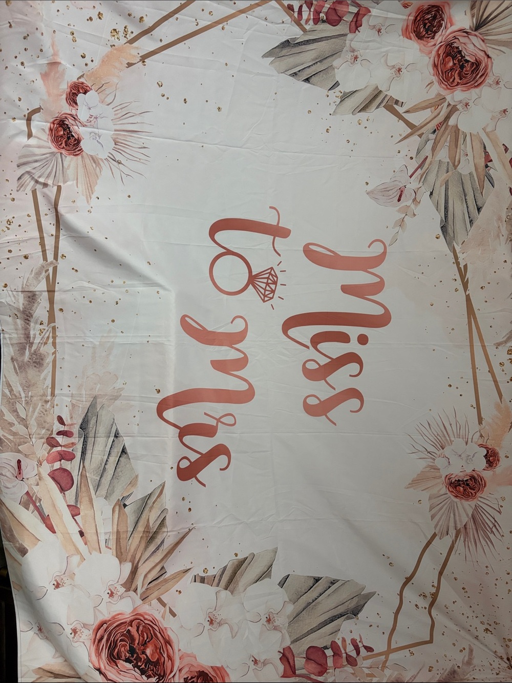 Banner Miss to Mrs and plates Mr & Mrs floral